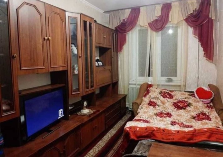 Продаж 1кімнати в 2 кімнатній квартирі - фото 1