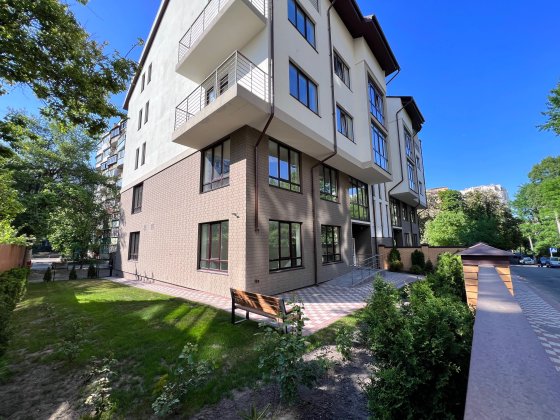 2к квартира в Клубном доме на Соломенке