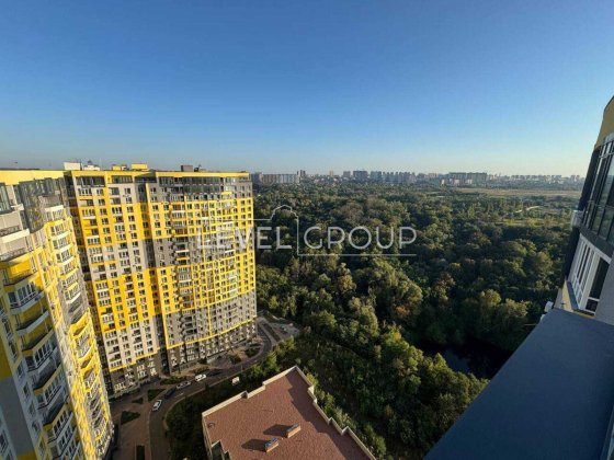 Продаж 3-к квартири в ЖК Медовий , Кадетський Гай 10 Киев