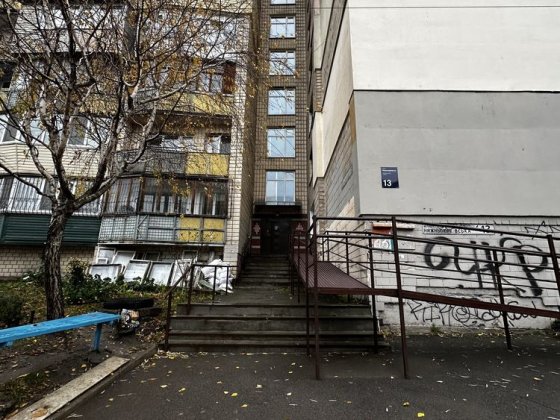 Продаж чудової 1-кімнатної Евідновлення  вул. Нижньоюрківська,13 Поділ Киев
