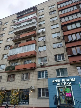 Продам однокімнатну квартиру   на Севастопольській площі,від власника. - фото 1