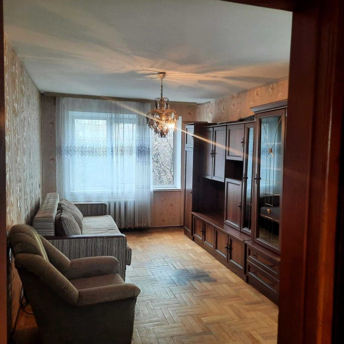 Продаж 3к на Гната Юри 18, біля ТЦ Квадрат, Борщагівка - фото 1