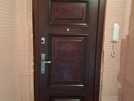 Святошинский р н Покотило / Квартвелішвілі/ 9   6/9   51 кв м  двухсто Київ