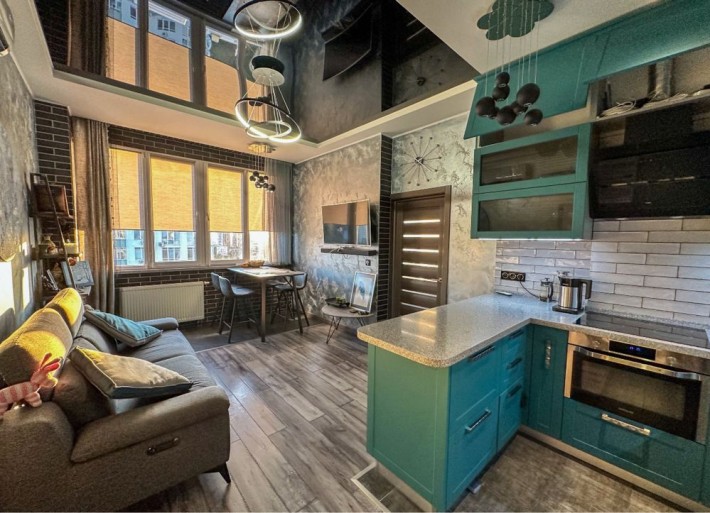 Продаж видової 3к квартири (77.4м2) в ЖК Смарагдовий, Шаповала, Мокра - фото 1