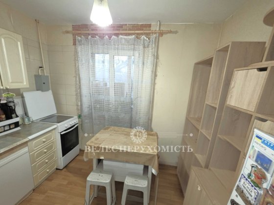Продаж квартири 28 кв, метро Святошин 7 хв, Котельникова 7 Без комісії Київ