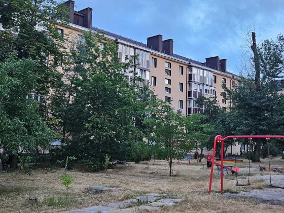 Свободи 10, Виноградарь, Ретровиль, Нивки , Вітряні Гори ,Почайна Киев