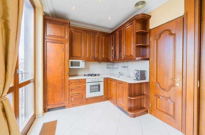 Продаж Гончара 14/26 Ремонт 142кв Історичний ЦЕНТР Сталінка ВИГІДНО - фото 1