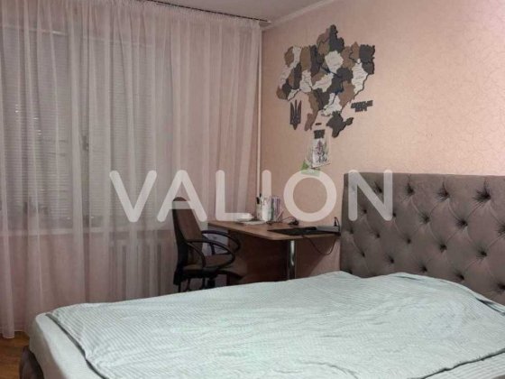 Продам 3кім.квартиру Святошинський Жуля Верна,9 єВідновлення Киев