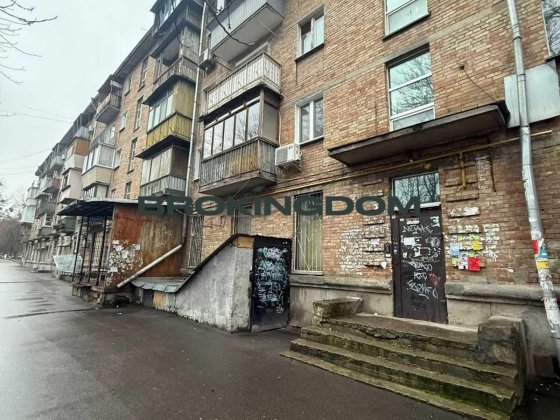 Продам квартиру на Щербаківського Київ