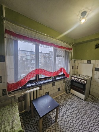 Продаж 2к Виговського (  Маршала Гречки) 20в, під ремонт. - фото 1