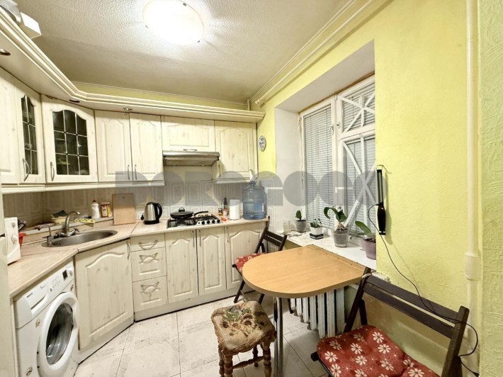 Продаж 2к квартири з ремонтом, м. Дорогожичі 2хв пішки - фото 1