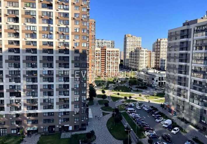 2-кімнатна 60 м² з вдалим плануванням у ЖК «Варшавський 2» - фото 1