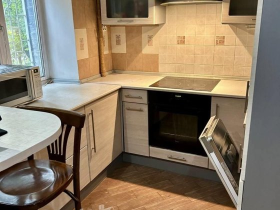 Продаж квартири 2к Скакуна, 9 Київ Київ