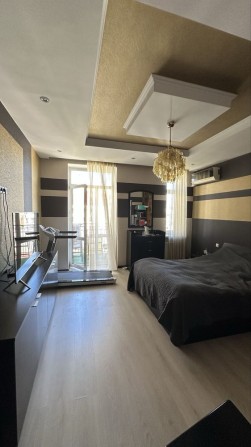 Продам 3-к квартиру, Подол, Щекавицька, 30/39 - фото 1