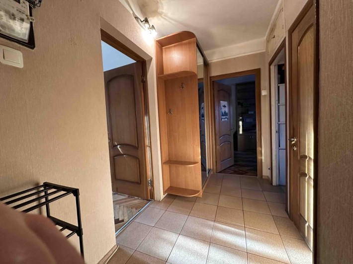 Продаж 3-к квартири Київ, Солом'янка, ст м «Олімпійська» - фото 1