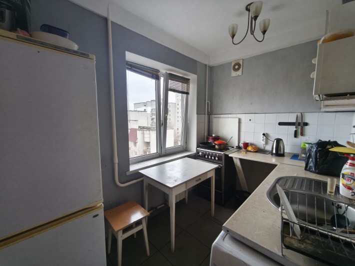 Продаж трикімнатної квартири в Києві - фото 1