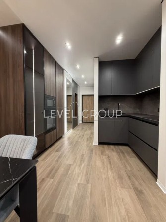 Простора 3кім 76м2 ЖК Варшавський-3 вул. Змієнка 15/23, Нивки - фото 1