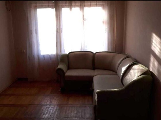 Затишна 3-кімнатна квартира по вул. Святослава Хороброго Київ