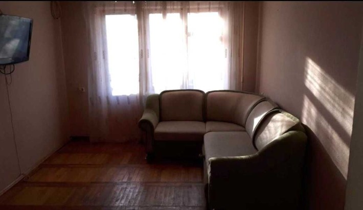 Затишна 3-кімнатна квартира по вул. Святослава Хороброго - фото 1