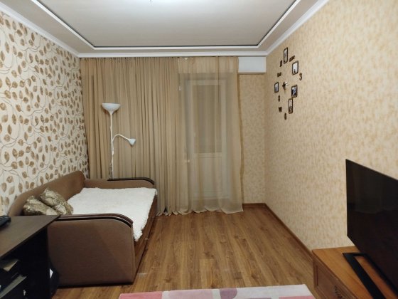 1-кімнатна кварт. вул. Антонова,20 Ушинського Чоколівка  єВІДНОВЛЕННЯ Киев