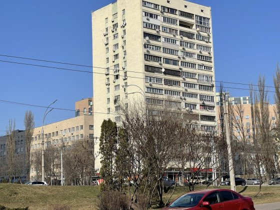 Продамо 2-к квартиру Площа Перемоги М Політех Чорновола 30 Київ