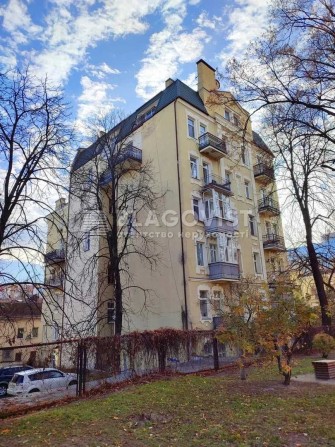 Продаж 2к квартири під ремонт ЦЕНТР Мала Житомирська, Софіївська площа - фото 1