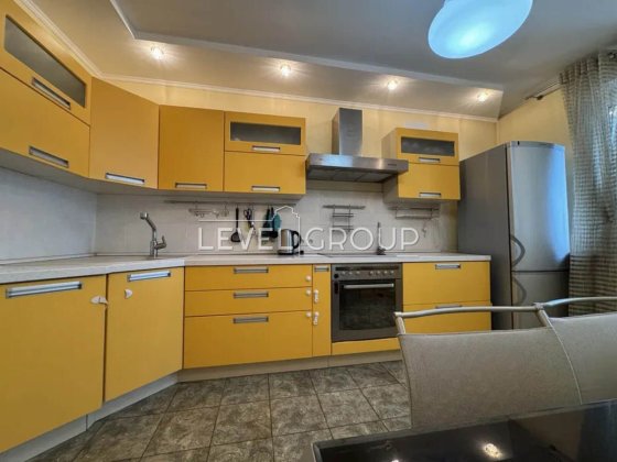 Продам квартиру Смілянська 10/31 Солом'янський р Севастопольська площа Київ