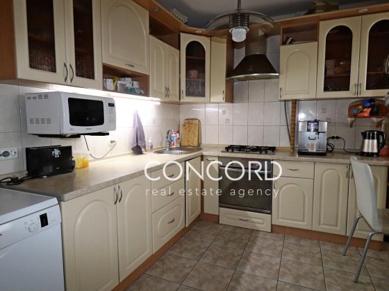 Продам 3-ну квартиру Жуля Верна бульв. (Ромена Роллана), 9 Київ