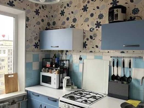 3к.кв, норм житл стан, біля парку Совки, 10 мін к метро Київ