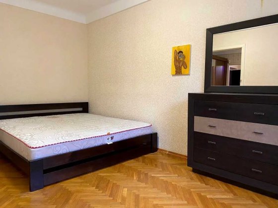 2к, вулиця  Саксаганського 88,  Центр, Шевченковський р-н Київ