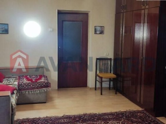 Продаж трех кімнатної квартири Ольжича вул 4 Киев