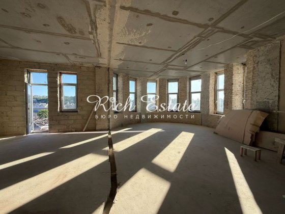 Поділ Видова квартира в клубному будинку Хорива 39/41 Киев