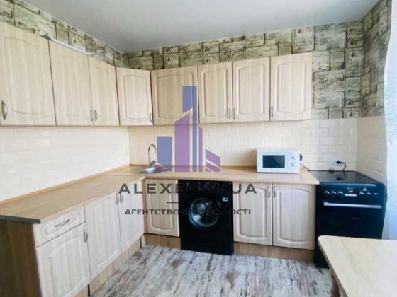 Продаж 2к квартири пр-т. Лобановського 96. Солом'янський район Київ