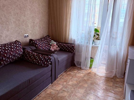 Продам 1-кімн. Симиренка вул. 7а, 27 м.кв Київ