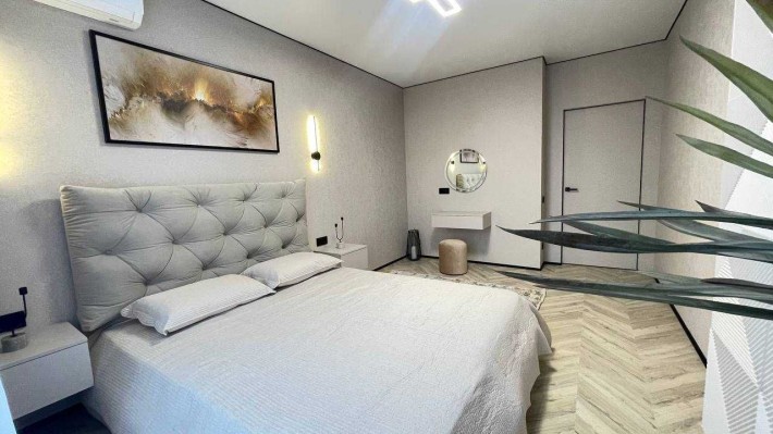 Без комісії! Продам 1к квартиру ЖК Варшавський 2, Олександра Олеся 9а! - фото 1