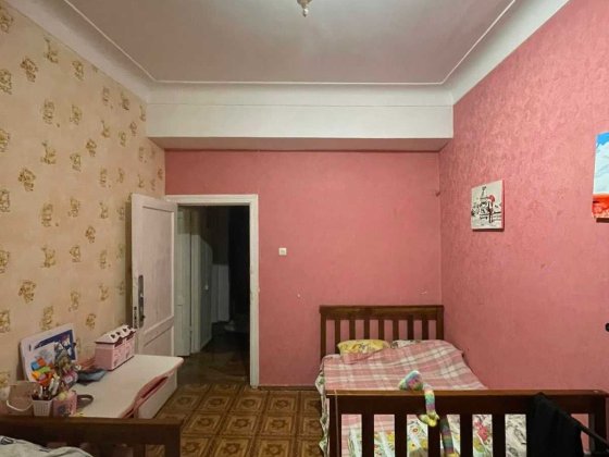 Продам 3-кімн. квартиру по вул. Монтажників,31 Киев