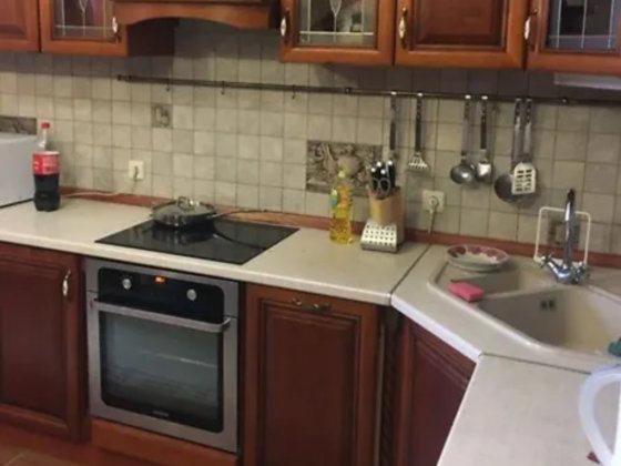 Продаж 3-к квартири вул. Дмитрівська 69 Київ