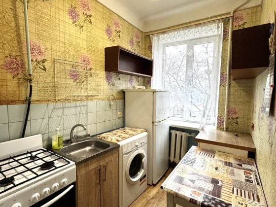 Продаж однокімнатної квартири проспект Повітрофлотський Киев
