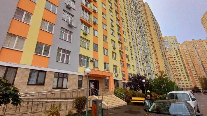 Ваша "Яскрава" Інвестиція: Стильна Квартира в ЖК "Яскравий" - фото 1