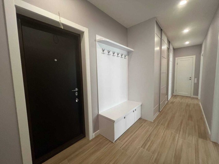 Продаж 2к квартири 66 кв. м на вул. Сергія Данченка 30 - фото 1