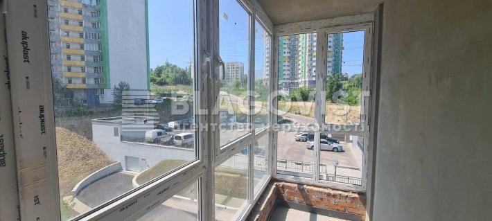 Продаж 2к Вишгородська 45г ЖК Паркове місто безготівковий - фото 1