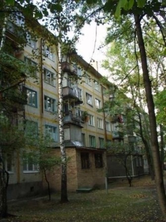 Продаж 2-к квартири вул. Салютна 27а - фото 1