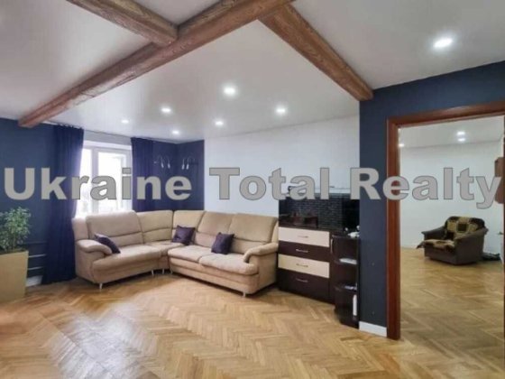 3к квартира! м. Святошино 5хв пішки! Вул. Розумовського (Краснова) 12А Київ