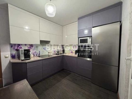 Продаж 2 кімнатної квартири ЖК Грюнвальд, Академмістечко Київ