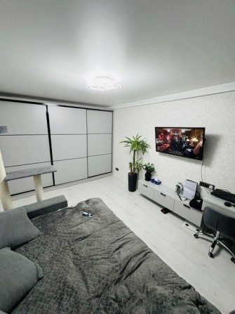 вул.Гната Юри 5, Новий ремонт. Газ. В будинку бомбосховище - фото 1