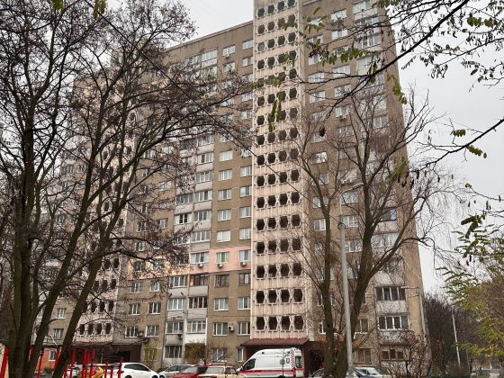 3-кім, Квітневий провулок 6, Мостицький масив, Виноградар Киев