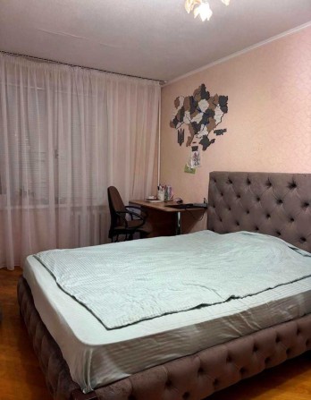 Комфортна 3-кімнатна квартира біля парку "Совки" - фото 1