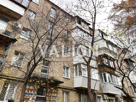 Продаж 2к квартири в пішій доступності до метро Політехнічний інститут Київ