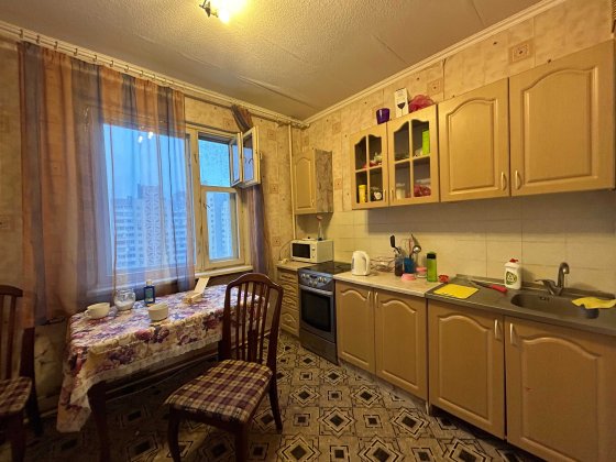 Продаж квартири Бахмацька 10 Київ