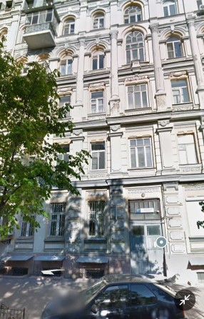 Продаю 2к квартиру в центрі міста, в царському будинку. Під ремонт - фото 1